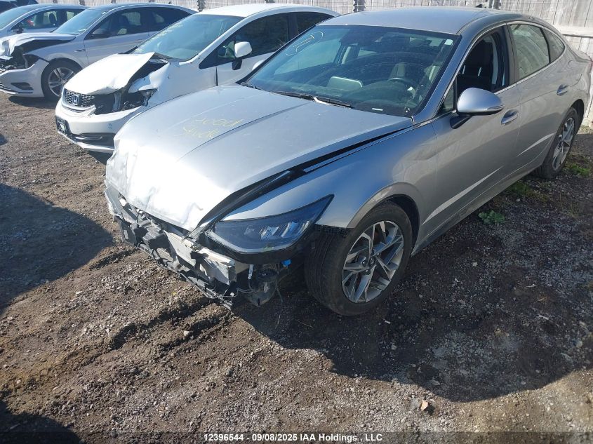 2022 Hyundai Sonata Preferred VIN: 5NPEG4JA9NH136881 Lot: 12396544