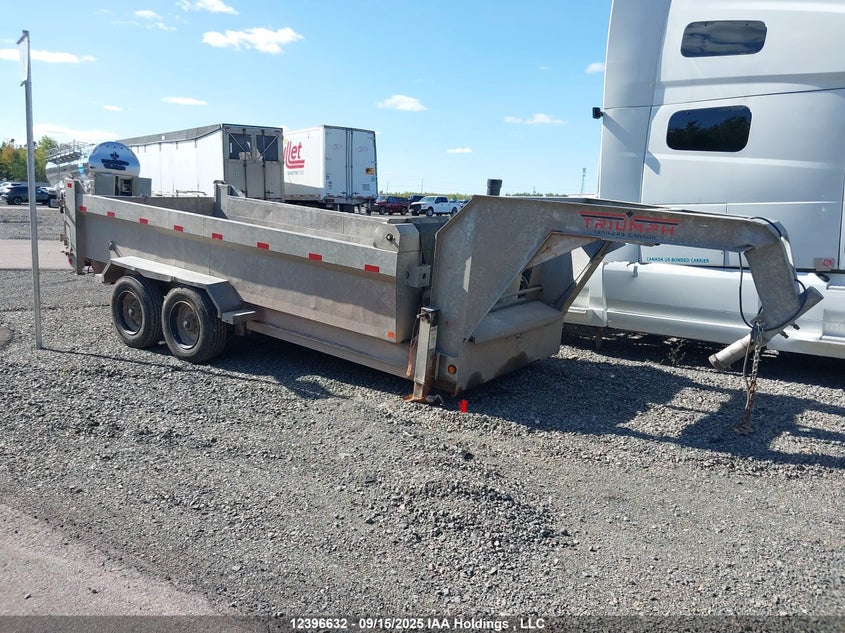 2TZTDF223PT007024 TRIUMPH TRIUMPH Photo 1