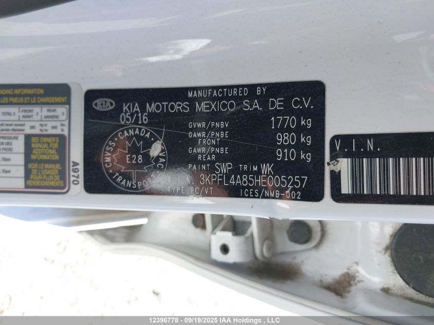 2017 Kia Forte Ex VIN: 3KPFL4A85HE005257 Lot: 12396778