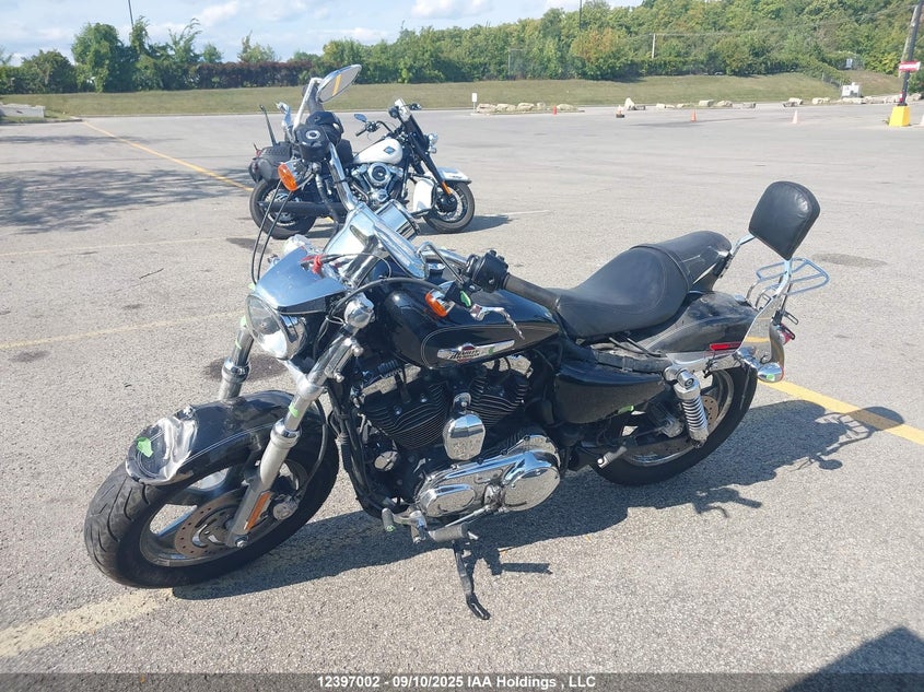 5HD1CT3BXBC434221 2011 HARLEY-DAVIDSON SPORTSTER photo no. 2