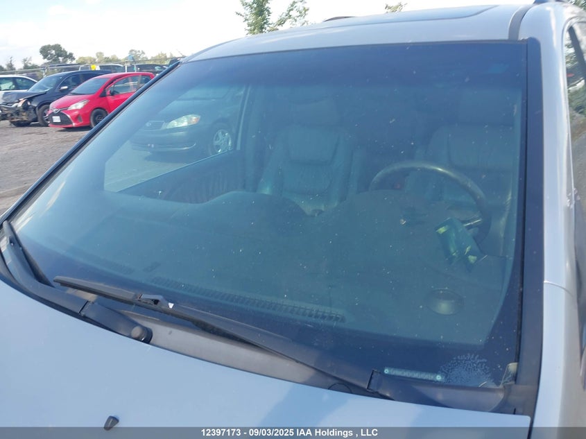 2008 Honda Odyssey VIN: 5FNRL38718B100526 Lot: 12397173