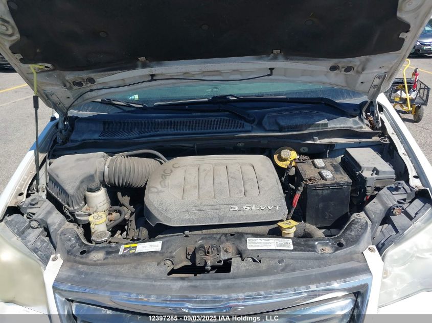 2014 Chrysler Town & Country Touring L VIN: 2C4RC1CG7ER188221 Lot: 12397285