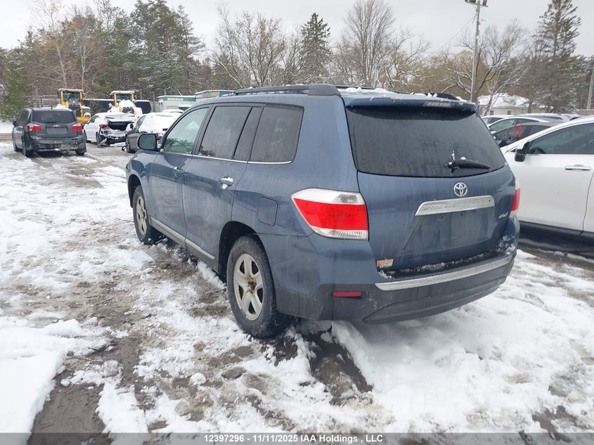 5TDBK3EH3DS194674 2013 TOYOTA HIGHLANDER photo no. 3