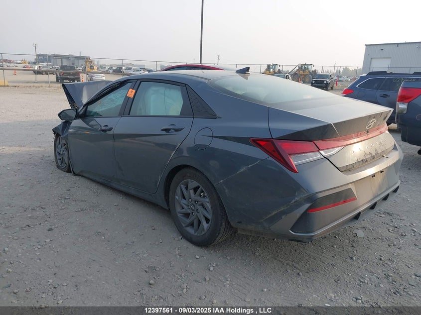 KMHLM4DG2SU907680 2025 HYUNDAI ELANTRA photo no. 13
