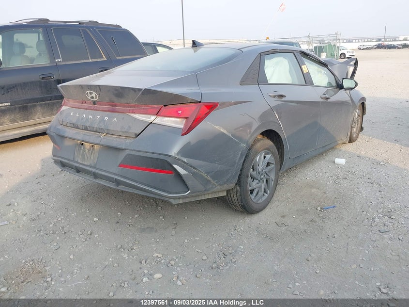 KMHLM4DG2SU907680 2025 HYUNDAI ELANTRA photo no. 4