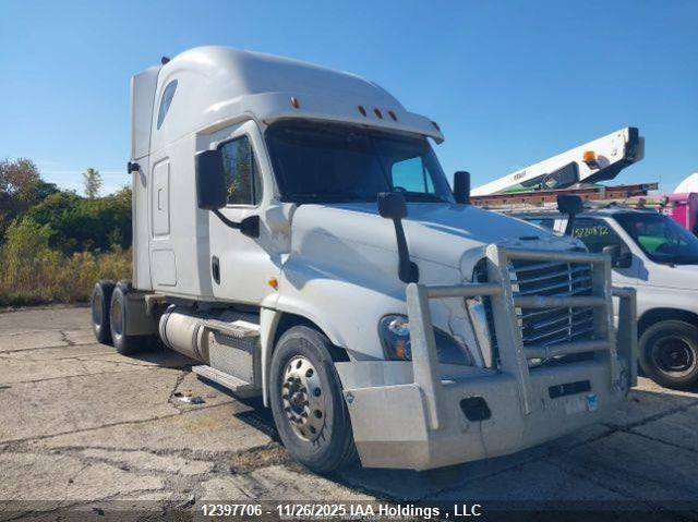 1FUJGLD51GLHG7136 FREIGHTLINER CASCADIA 125 Photo 1