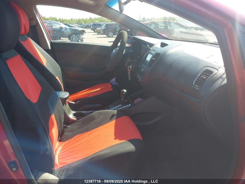 3KPFL4A73JE190678 2018 KIA FORTE photo no. 5