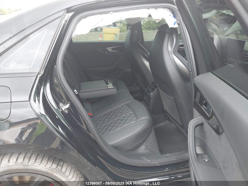 2024 Audi S4 3.0T Technik VIN: WAUC4AF44RA005904 Lot: 12398057