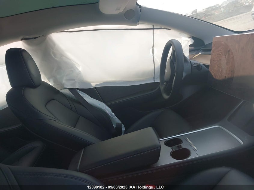 LRW3E1FAXPC872437 2023 TESLA MODEL 3 photo no. 5