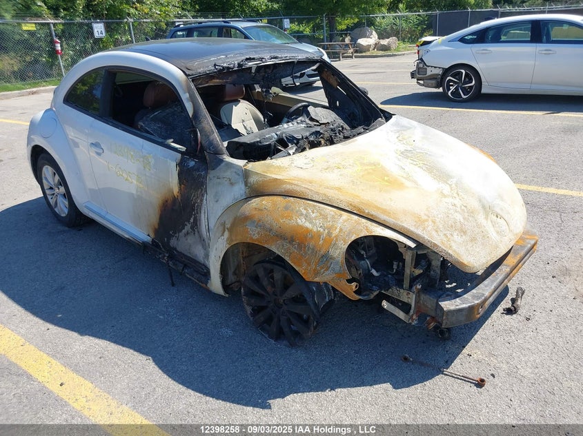 3VWH17AT0HM622573 2017 Volkswagen Beetle auction photo 1