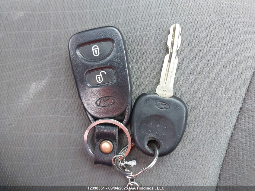 2010 Hyundai Santa Fe Gls VIN: 5NMSGDAG5AH362379 Lot: 12398351