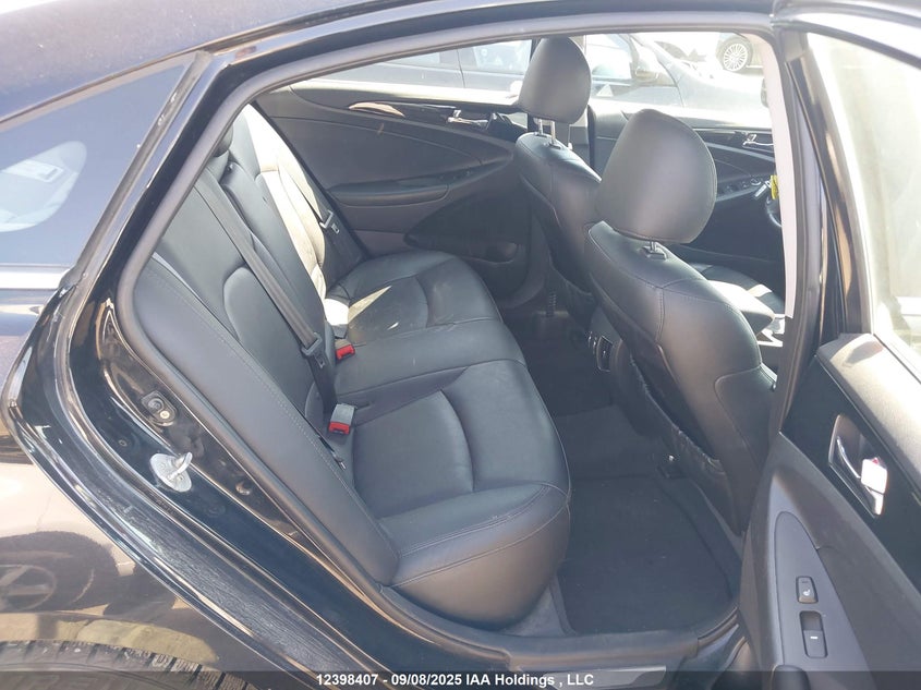 5NPEC4AC8BH150716 2011 HYUNDAI SONATA photo no. 8