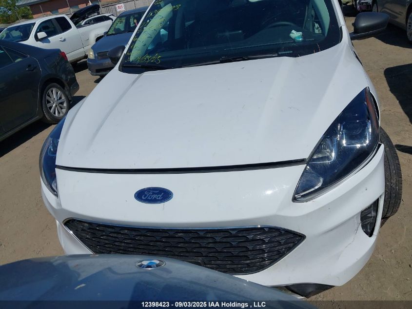 2022 Ford Escape Se VIN: 1FMCU9BZ5NUA73605 Lot: 12398423