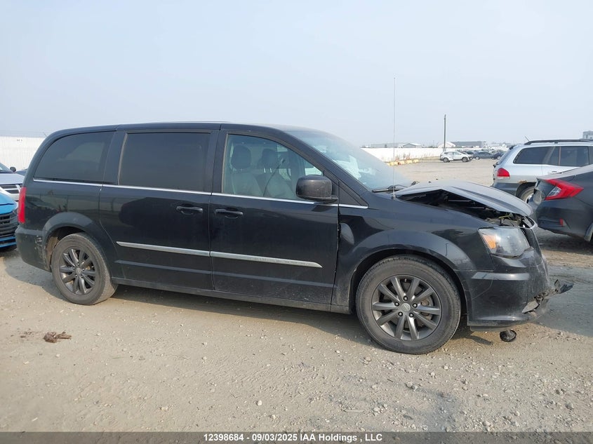 2C4RC1HG8GR270163 2016 CHRYSLER TOWN & COUNTRY photo no. 13