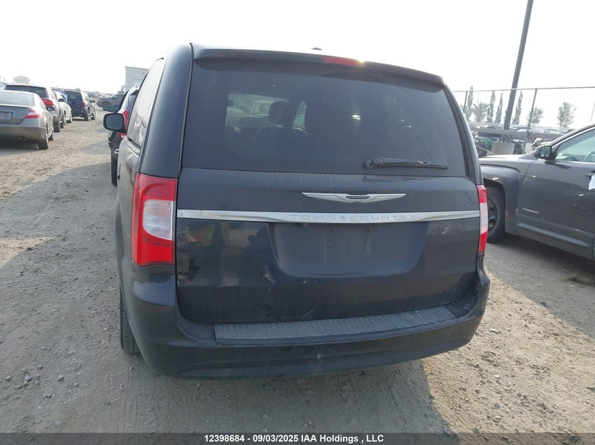 2C4RC1HG8GR270163 2016 CHRYSLER TOWN & COUNTRY photo no. 16