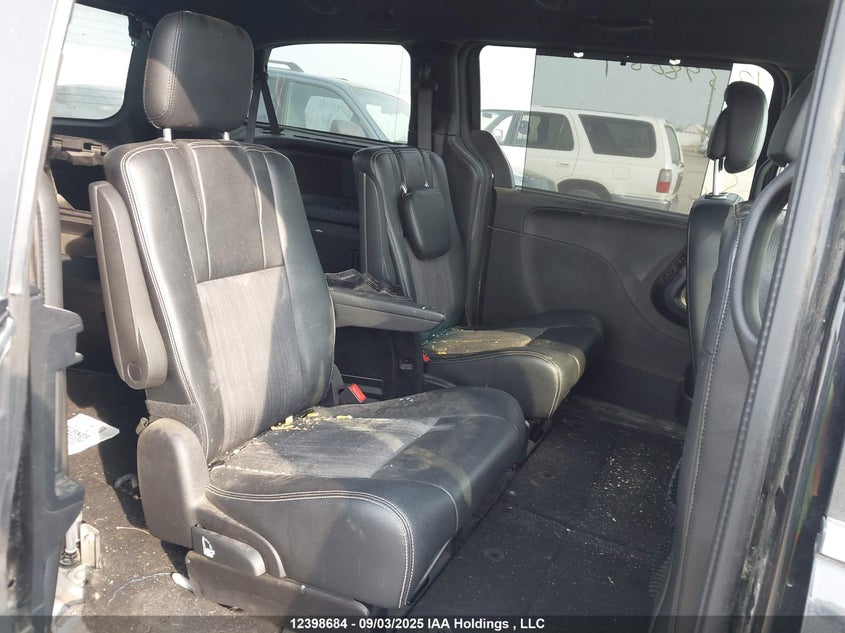 2C4RC1HG8GR270163 2016 CHRYSLER TOWN & COUNTRY photo no. 8