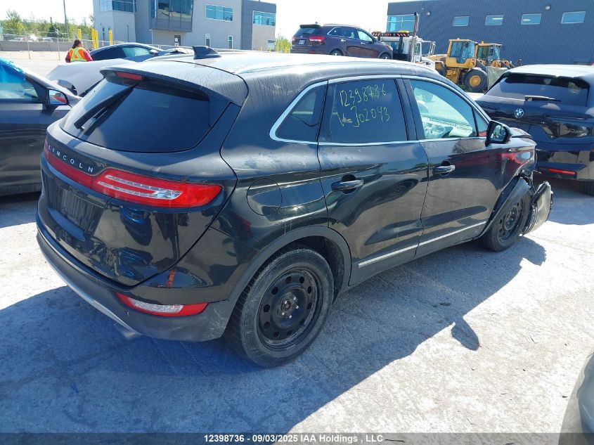2015 Lincoln Mkc VIN: 5LMCJ2A94FUJ02043 Lot: 12398736