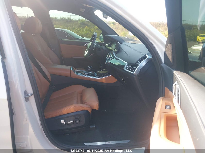 Auction sale of the 2021 BMW X5 , vin: 5UXCR6C06M9E04229, lot number: 12398742