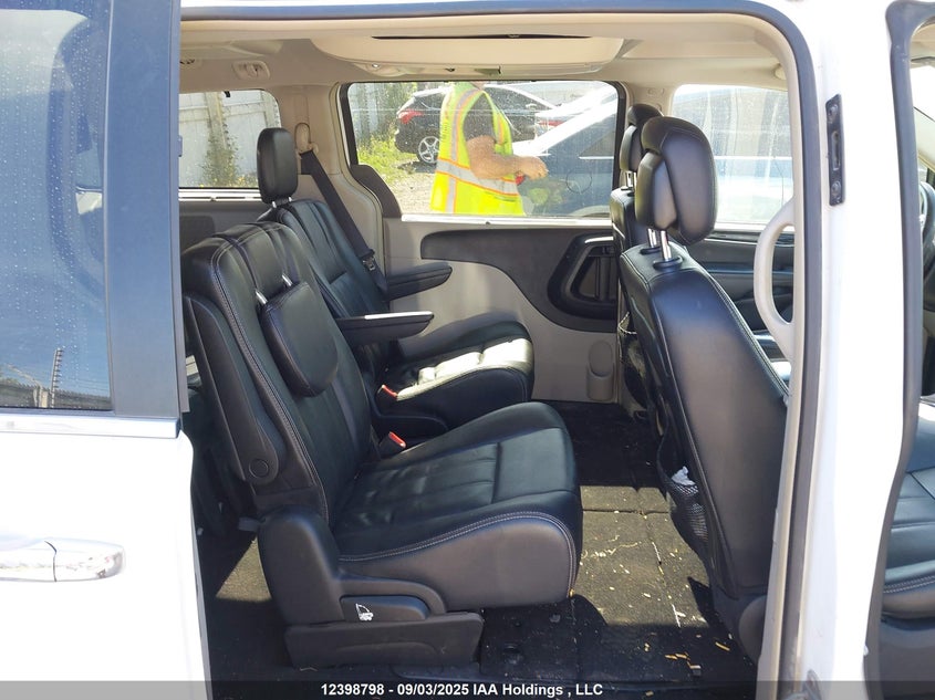 2C4RC1CG4GR285685 2016 CHRYSLER TOWN & COUNTRY photo no. 8
