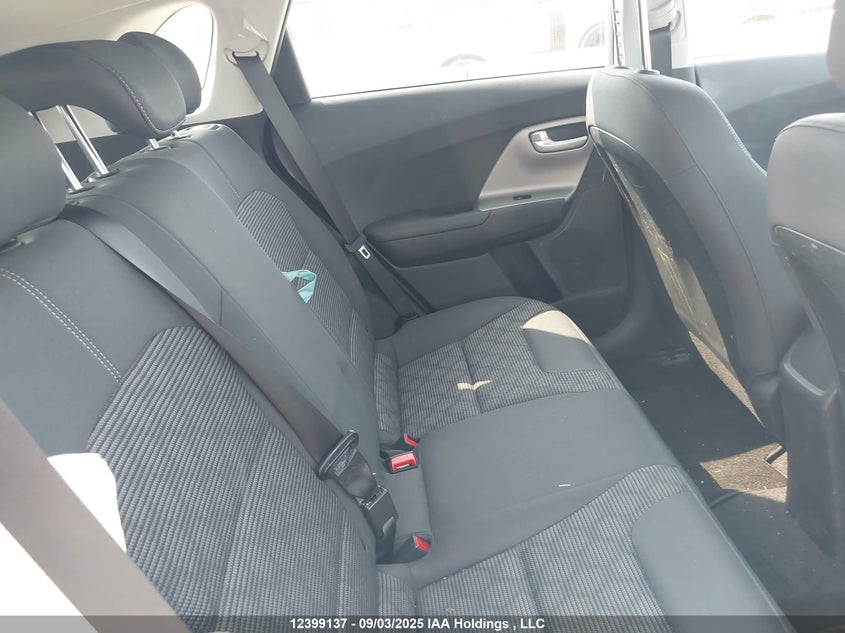 KNDCB3LC5K5276386 2019 KIA NIRO photo no. 8
