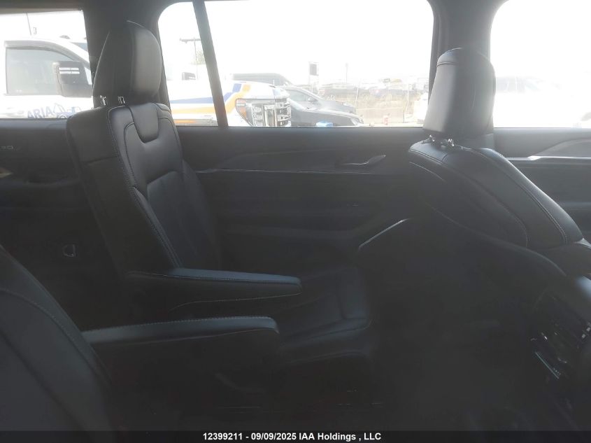 2023 Jeep Grand Cherokee L Overland VIN: 1C4RJKDGXP8742568 Lot: 12399211