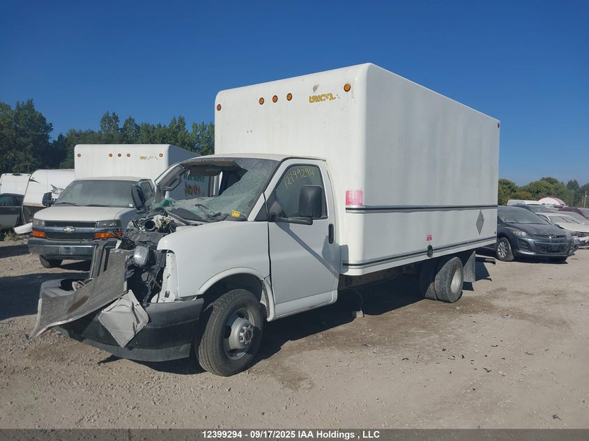 1GD37TCG4H1160113 2017 GMC SAVANA photo no. 2