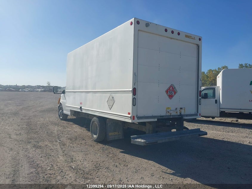 1GD37TCG4H1160113 2017 GMC SAVANA photo no. 3