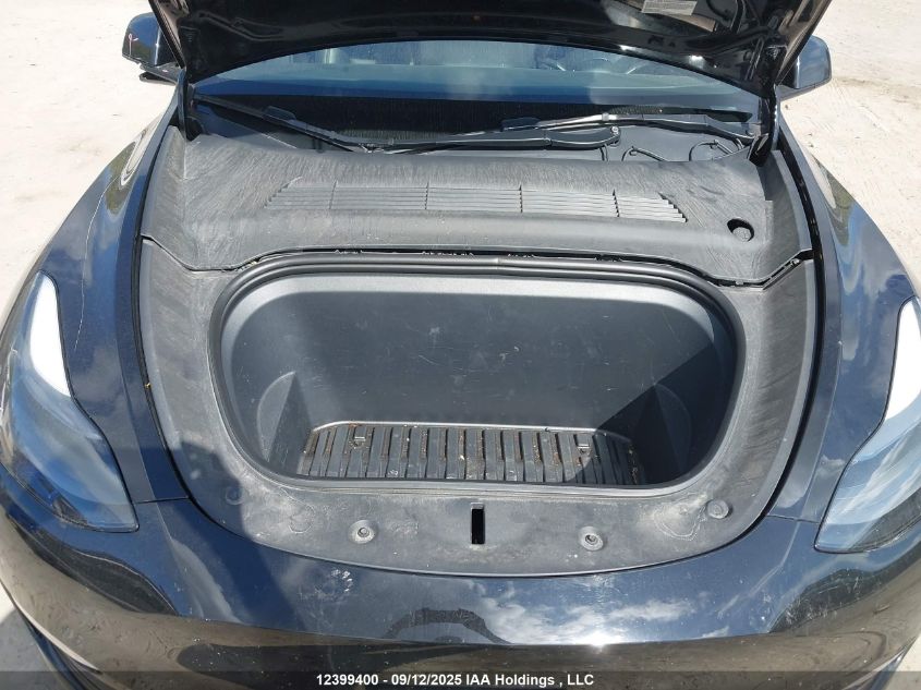 2022 Tesla Model Y Long Range VIN: 7SAYGDEE4NF518439 Lot: 12399400