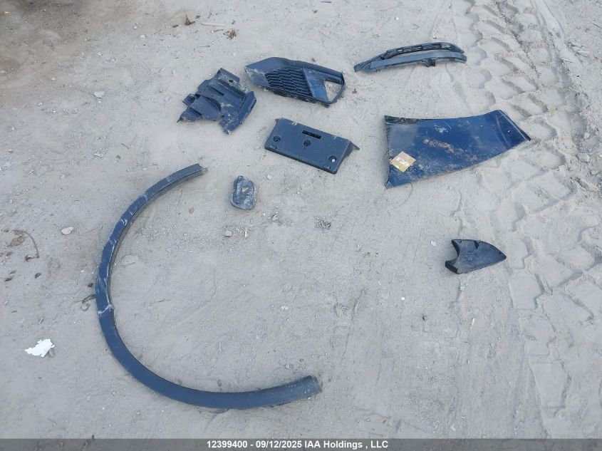 2022 Tesla Model Y Long Range VIN: 7SAYGDEE4NF518439 Lot: 12399400