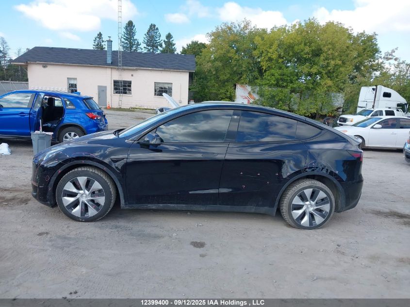 2022 Tesla Model Y Long Range VIN: 7SAYGDEE4NF518439 Lot: 12399400