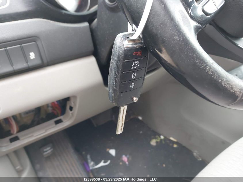 2018 Kia Sedona Lx VIN: KNDMB5C10J6369971 Lot: 12399538