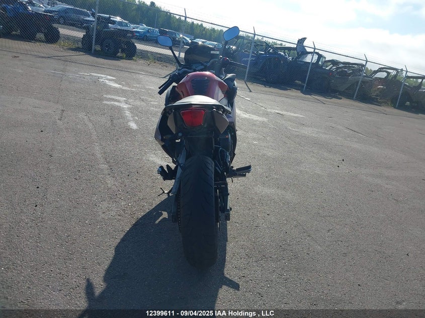 2011 Yamaha Fz6 R VIN: JYARJ18N9BA001232 Lot: 12399611