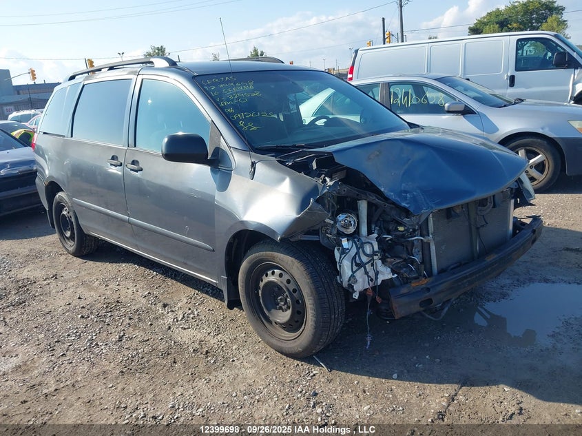 5TDZK4CC7AS339528 2010 Toyota Sienna Ce auction photo 1