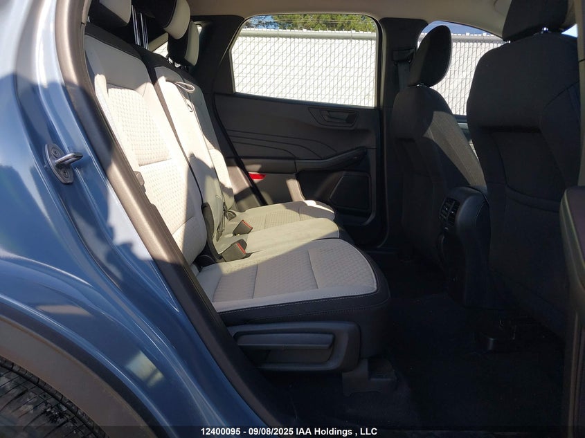 1FMCU0GN2RUA22327 2024 FORD ESCAPE photo no. 8