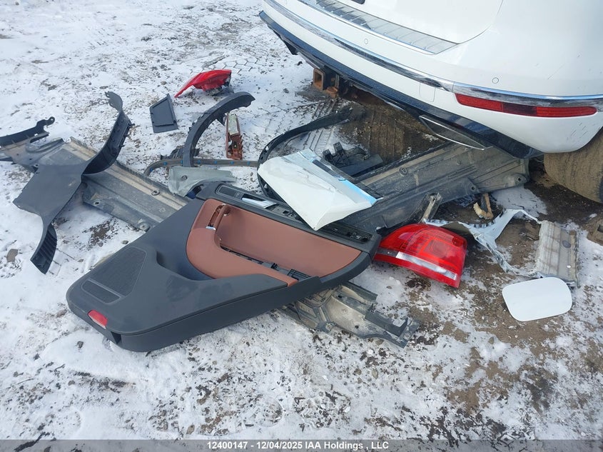 WVGDP9BP0GD000526 2016 VOLKSWAGEN TOUAREG photo no. 12