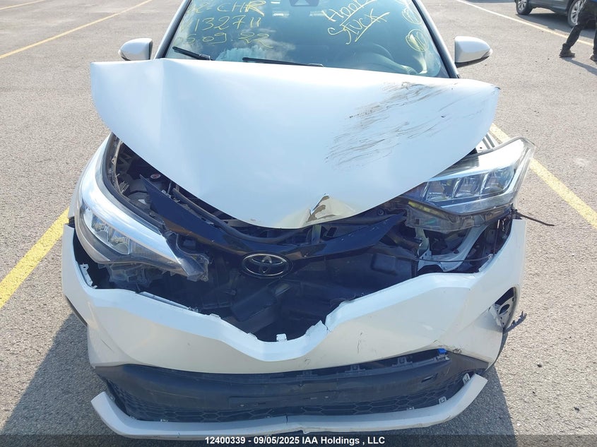 JTNKHMBX0N1132711 2022 TOYOTA C-HR photo no. 10