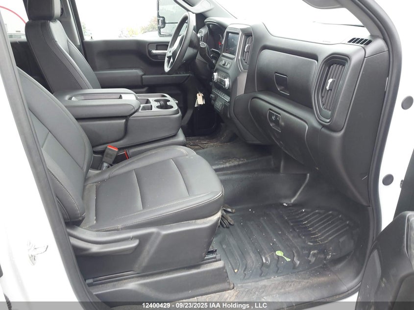 1GTUUAED4SZ190052 2025 GMC SIERRA photo no. 5