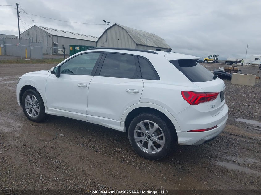 2025 Audi Q3 Premium 40 white null null WA1AUCF31S1068178 photo #4