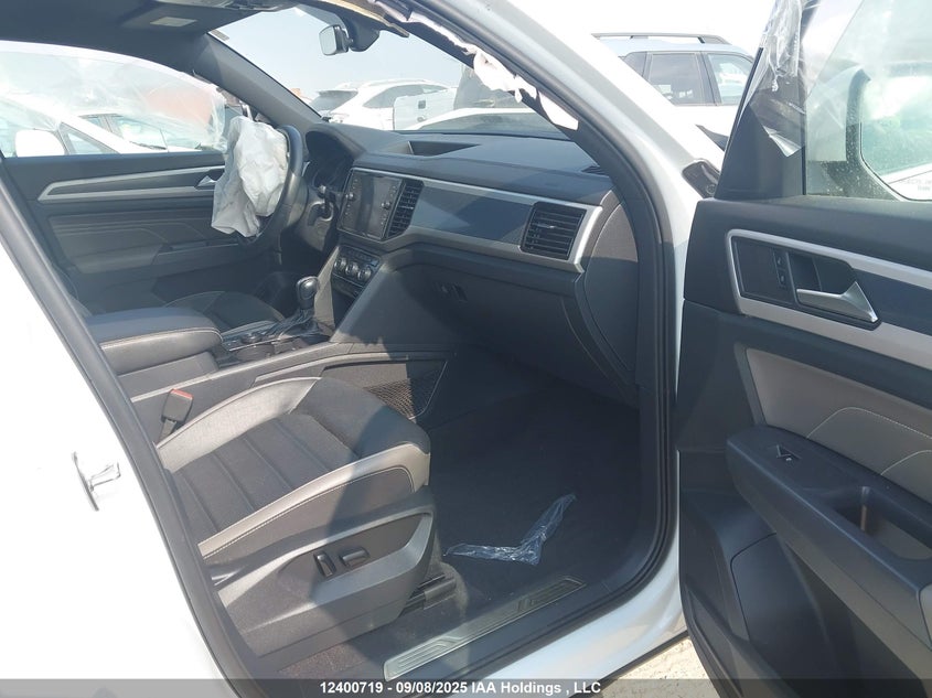1V2BE2CA6MC229649 2021 VOLKSWAGEN ATLAS CROSS SPORT photo no. 5