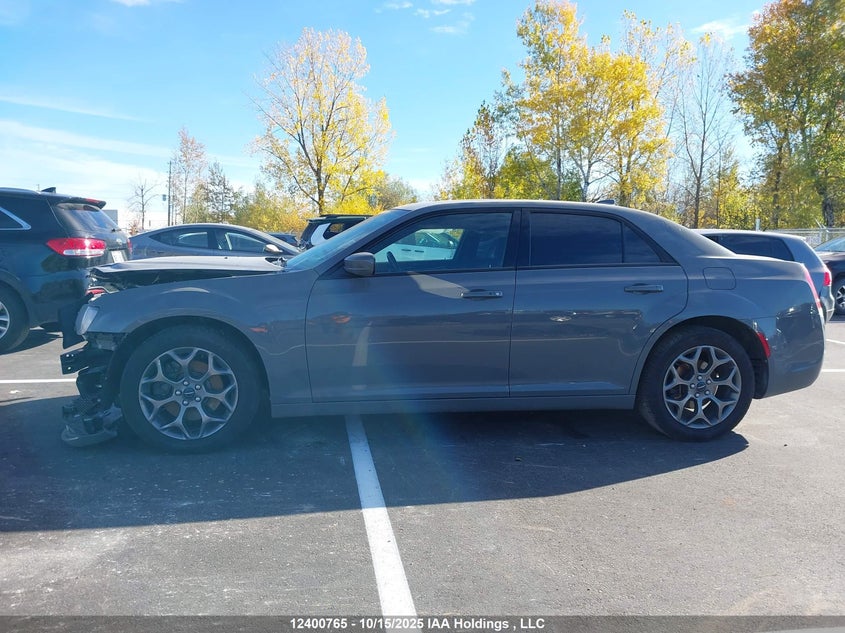 2C3CCAGG6JH293692 2018 CHRYSLER 300 photo no. 15