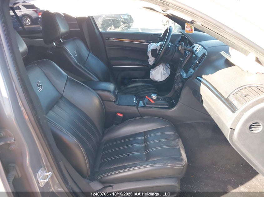 2C3CCAGG6JH293692 2018 CHRYSLER 300 photo no. 5