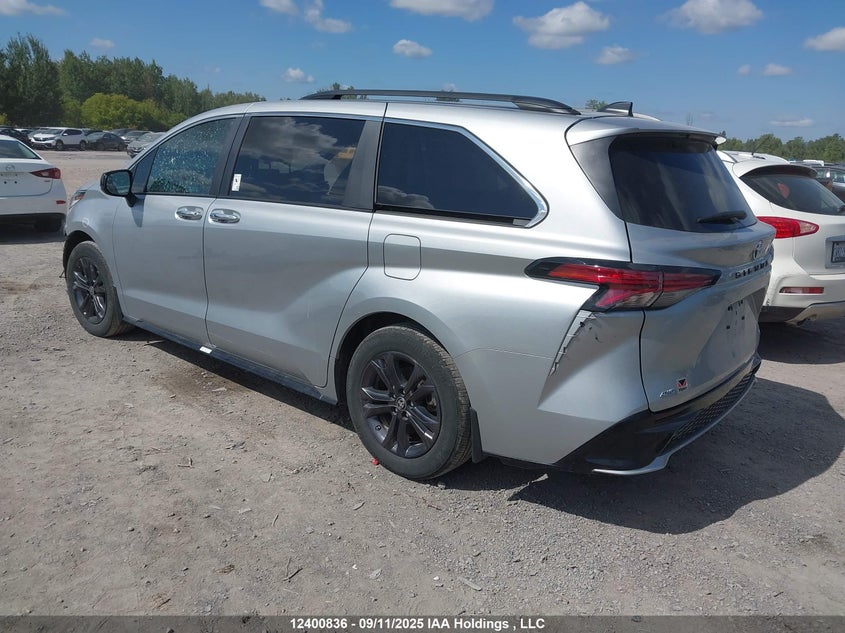 5TDGSKFCXRS119688 2024 TOYOTA SIENNA photo no. 3