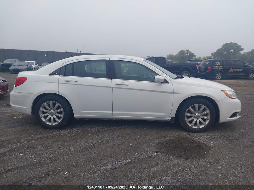 1C3CCBBBXDN500226 2013 CHRYSLER 200 photo no. 13
