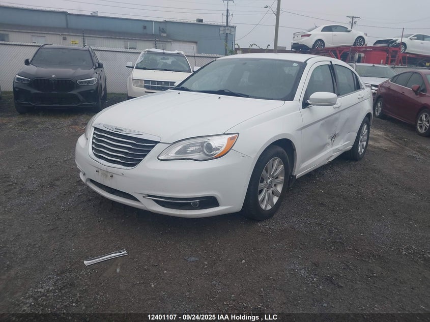 1C3CCBBBXDN500226 2013 CHRYSLER 200 photo no. 2