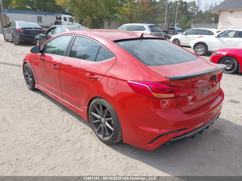 KMHD04LB8JU548243 2018 HYUNDAI ELANTRA photo no. 3