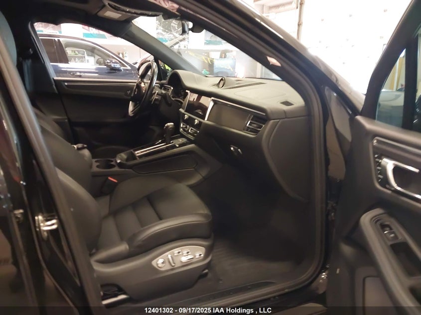 WP1AF2A56NLB32449 2022 PORSCHE MACAN photo no. 5