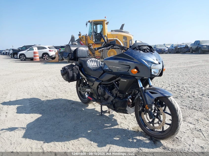 JH2RC6924FK100063 HONDA CTX700 Photo 1