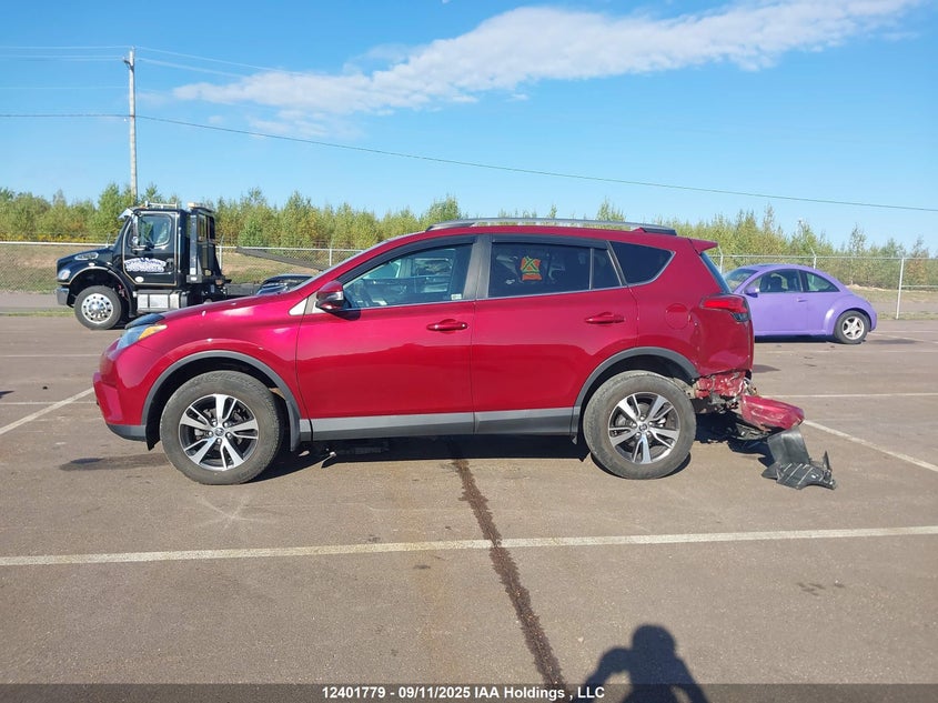 2018 Toyota Rav4 Le VIN: 2T3BFREV6JW814439 Lot: 12401779