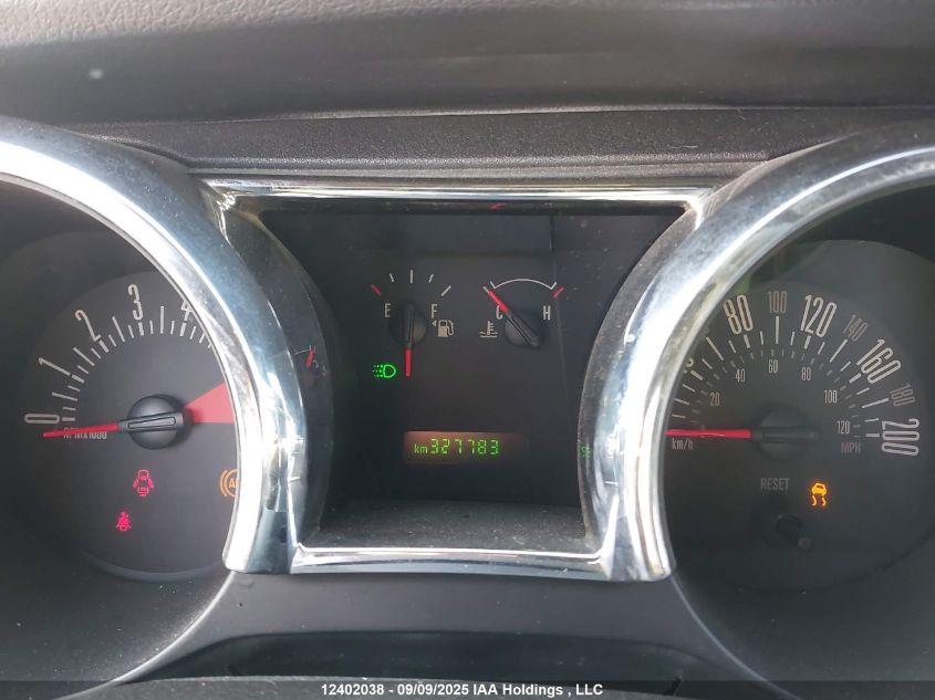 2005 Ford Mustang Convertible VIN: 1ZVFT84N355255383 Lot: 12402038