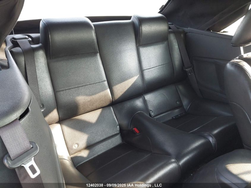 2005 Ford Mustang Convertible VIN: 1ZVFT84N355255383 Lot: 12402038